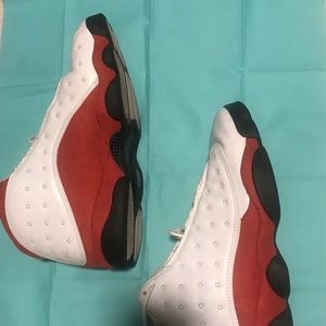 MENS JORDAN RETRO 13s ❤️ over $150 on Stockx